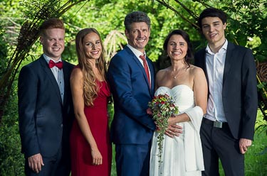 Gruppenfoto mit Verwandten und Brautjungfer in Lahr