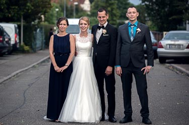 Brautpaar mit Trauzeugen - Rust