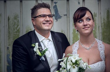 Brautpaar beim Fotoshooting in Riegel am Kaiserstuhl